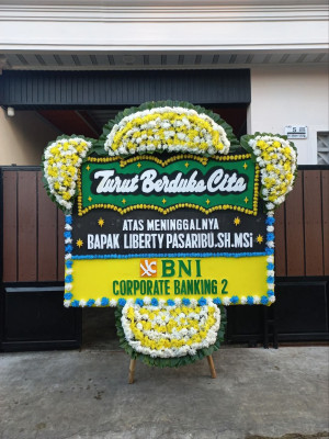 Papan Bunga Duka di Andalas